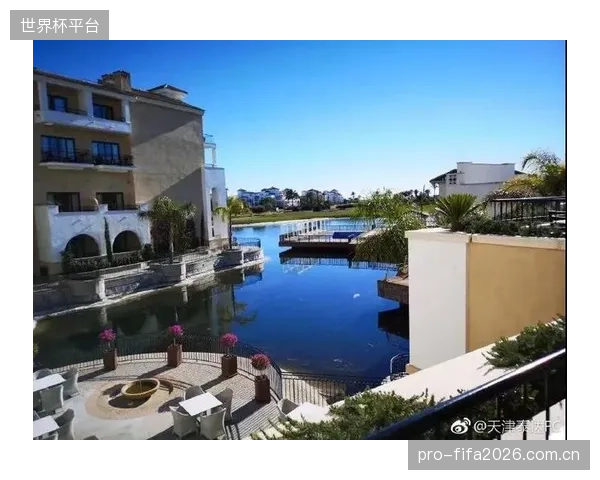 西班牙队对下榻酒店的理疗恢复设施有明确要求，专业营养团队将全程保障球员的饮食。